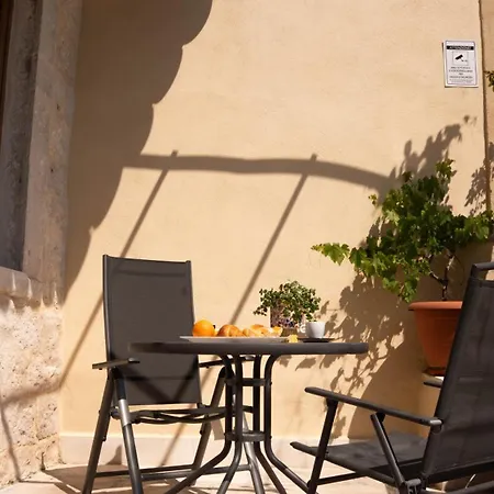 Intra Moenia Couette-café Bisceglie